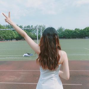 男人舔女人逼图片
