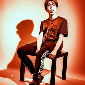 被手指玩弄到高潮视频
